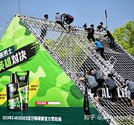 “泥泞冲刺:雨后赛道上的疯狂对决” “泥泞冲刺:雨后赛道上的疯狂对决”