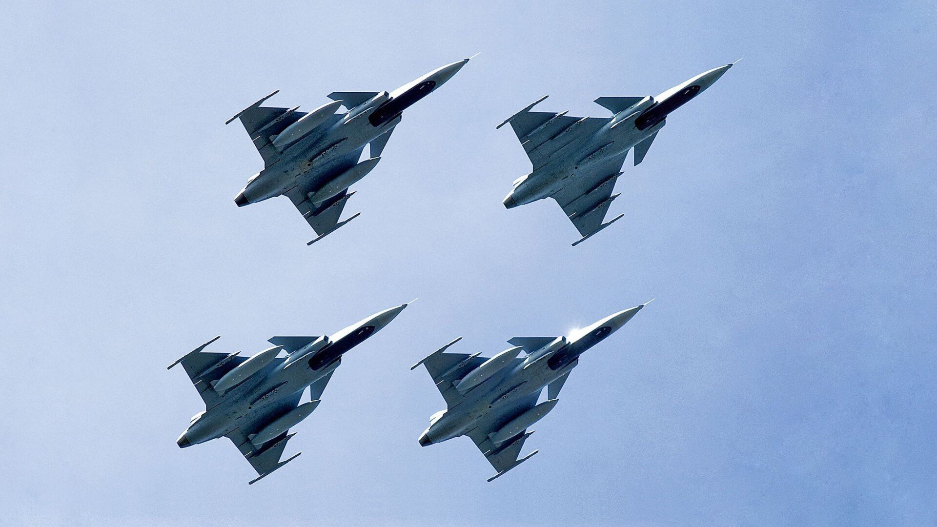 传统民族摔跤比赛,激情对决彰显民族特色,民族式摔跤种类