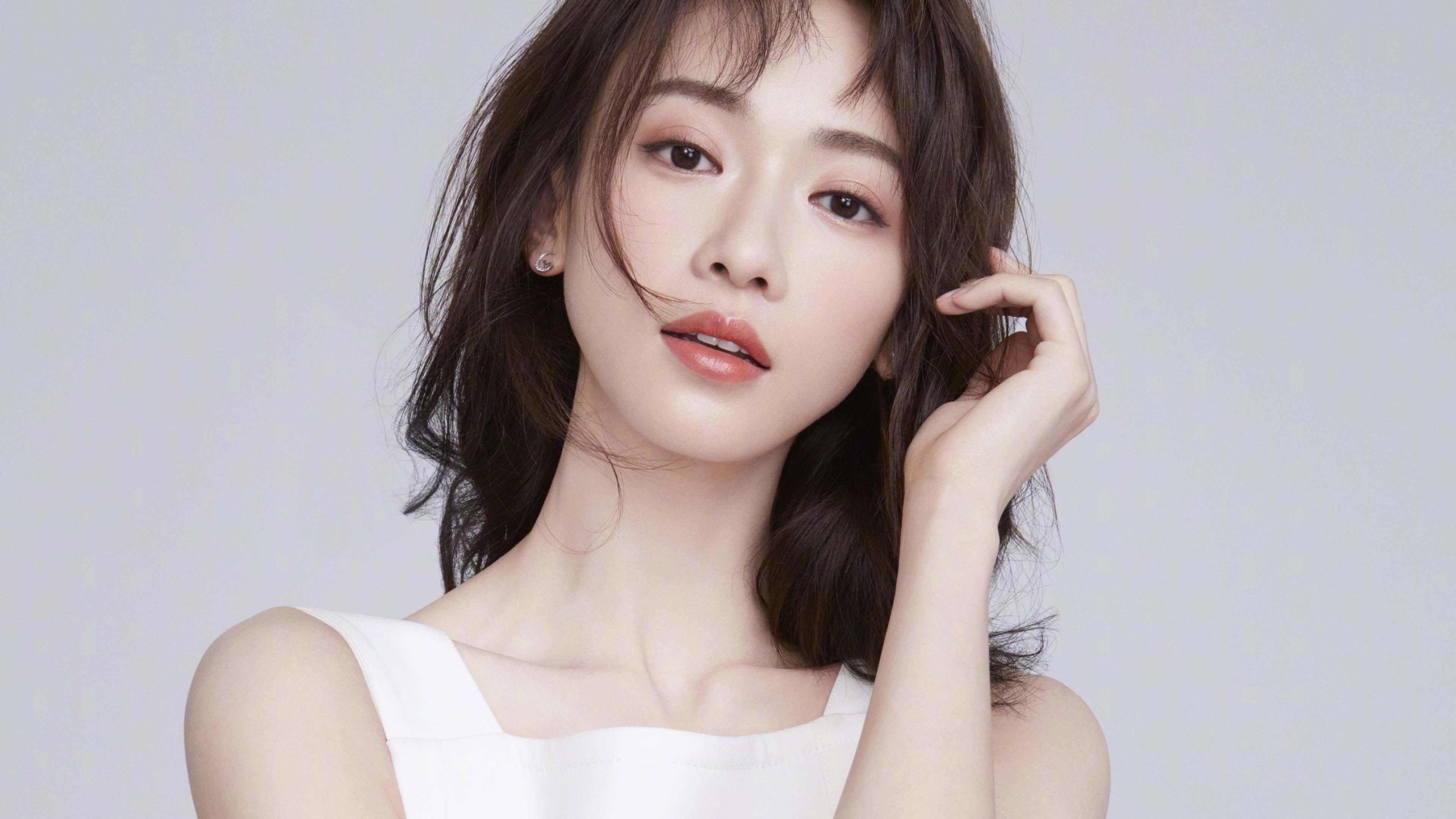 开云体育APP下载-足球场馆智能灯光系统在多个城市推广应用，环保节能效果显著，足球场地灯光照明设计方案