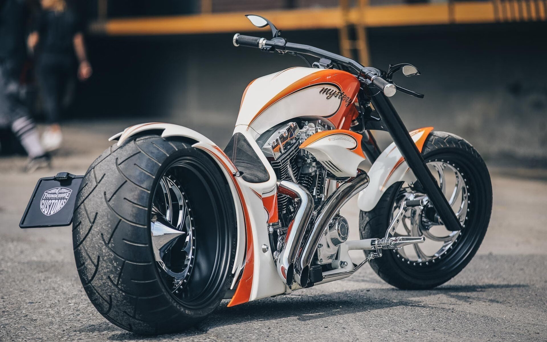 速度分布曲线:前半程更快还是后半程?,速度分布曲线是什么形状